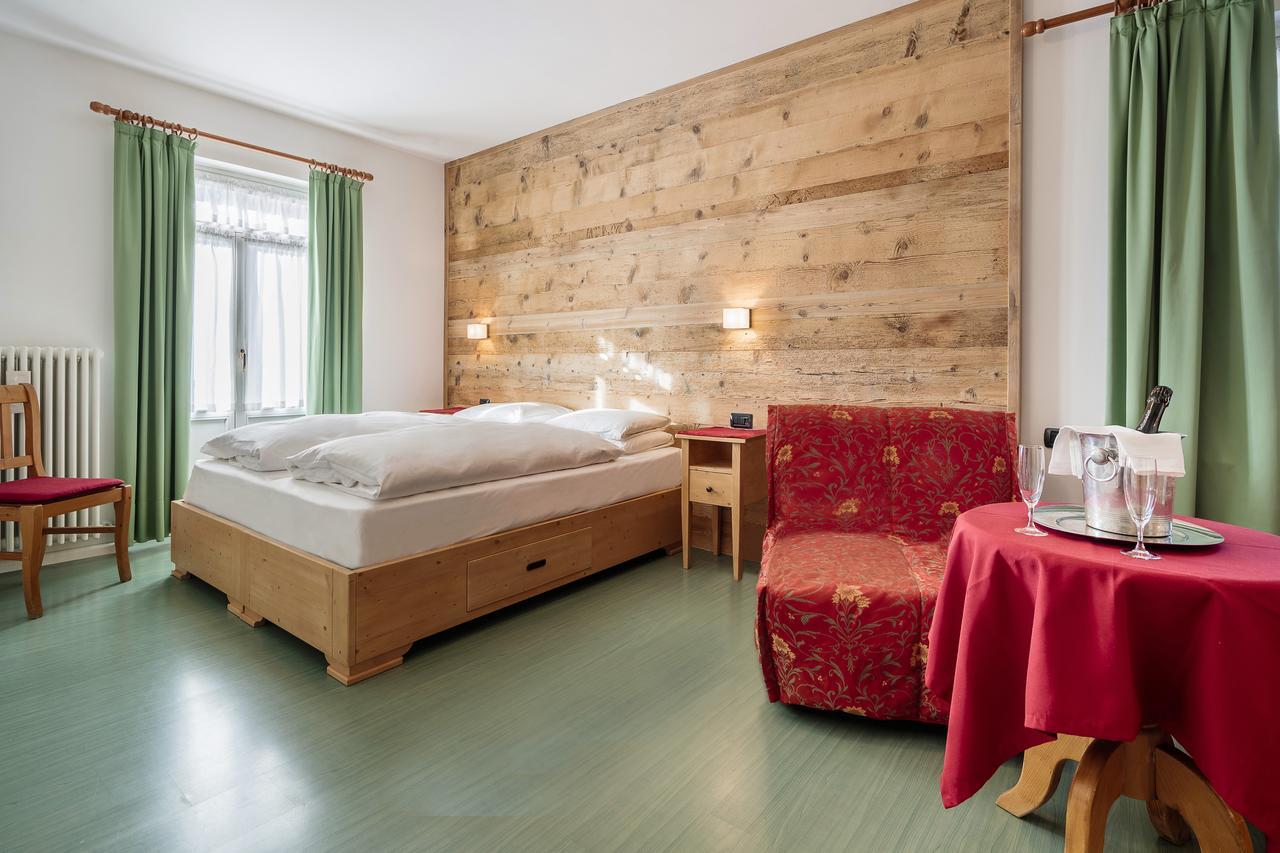Hotel Oasi Кортина-д'Ампеццо Экстерьер фото