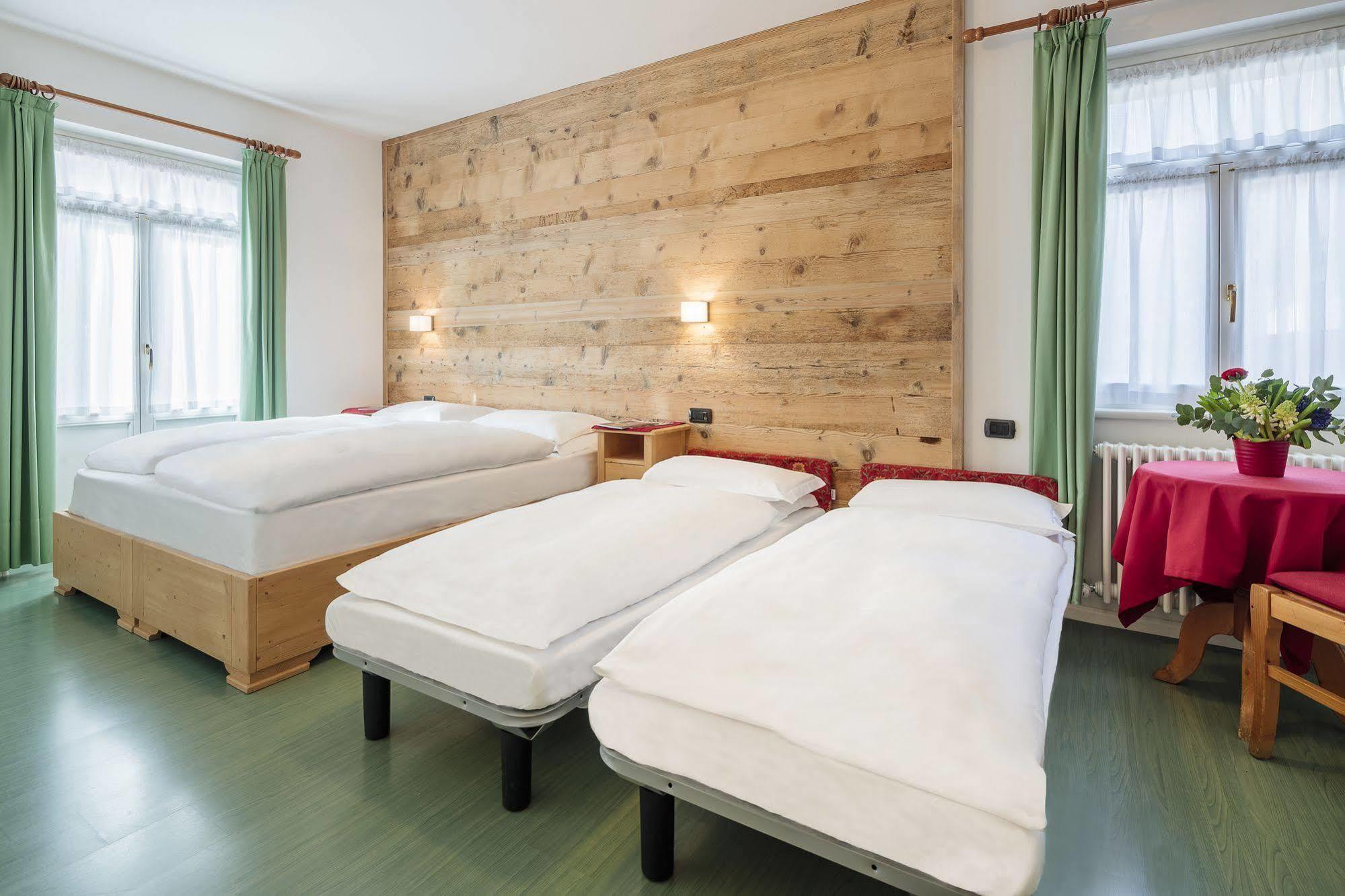 Hotel Oasi Кортина-д'Ампеццо Экстерьер фото
